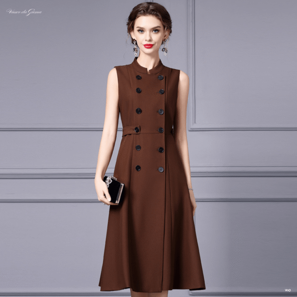 Aurelia Buttoned Elegance - Padronn