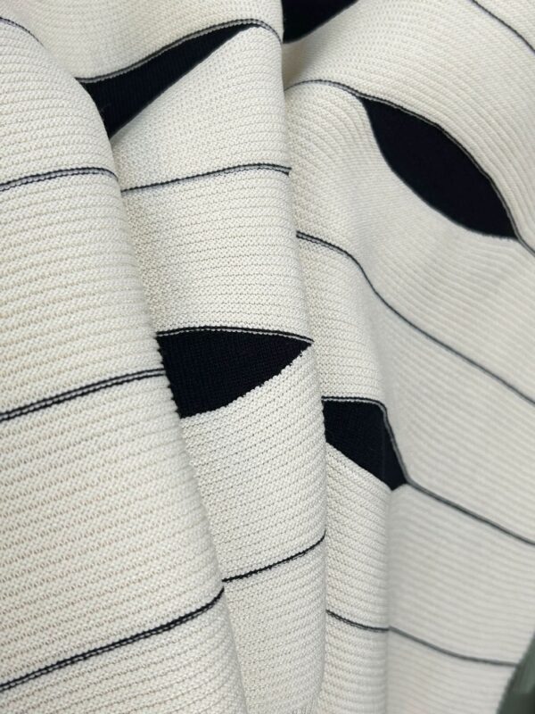 The Livia Set - Padronn