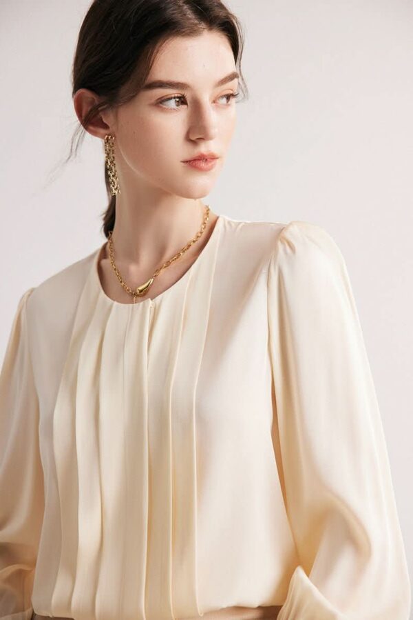 Vivea Graceful Silk Top - Padronn